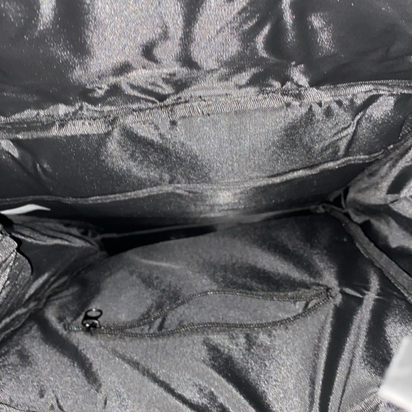 MAKE OFFERS!!! Chipotle Backpack - 23’ Christmas Employee Gift - Picture 6 of 7